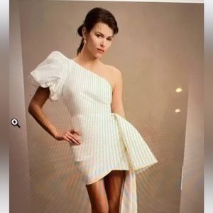 SACHIN & BABI DOVA PUFFED ONE-SHOULDER BOW TRAIN WRAP MINI DRESS